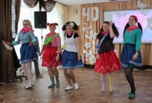 Валерий Козлов поздравил коллектив детского сада № 53 с юбилеем учреждения