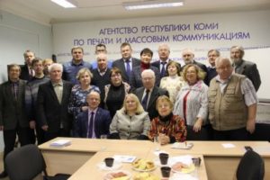 Депутаты Совета Сыктывкара поздравили ветеранов средств массовой информации с Днем российской печати