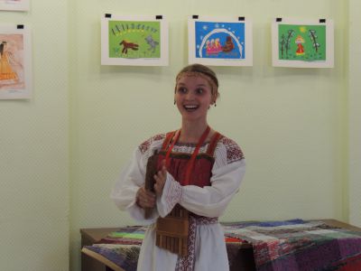 В Сыктывкаре открылась выставка рисунков «Коми народный фольклор»