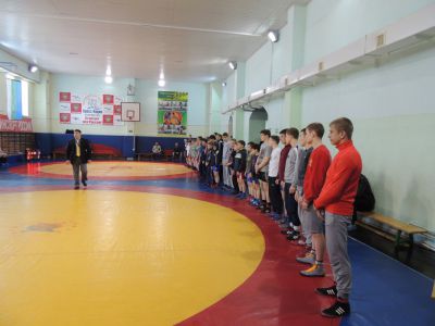 Председатель Совета Сыктывкара открыл турнир по вольной борьбе посвященный Дню Победы