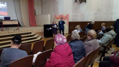 Депутаты Сыктывкара ответили на вопросы жителей Эжвинского района