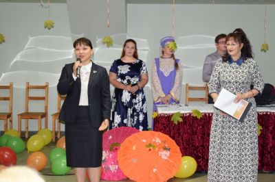 Ветераны администрации Сыктывкара получили поздравления от руководства города