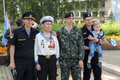 В Сыктывкаре отмечают День военно-морского флота