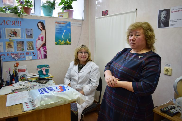 Партийцы внесли свою лепту в поддержку будущих матерей Сыктывкара