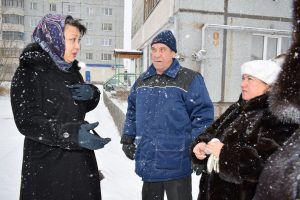 Депутаты Сыктывкара осмотрели состояние дорог в Нижнем Чове