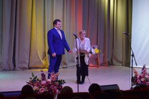 Представительницы старшего поколения Сыктывкара приняли поздравления с Днем матери