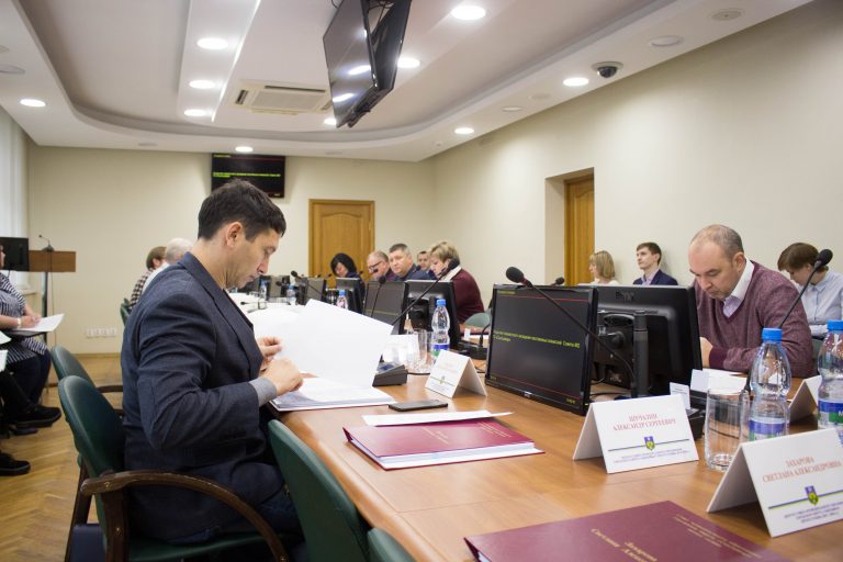 На совместном заседании постоянных комиссий Совета Сыктывкара рассмотрели план приватизации муниципального имущества на 2020 год и планируемые изменения в Устав города