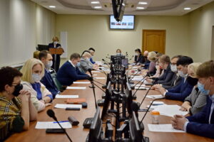 Депутаты Совета города приступили к ознакомлению с муниципальными программами