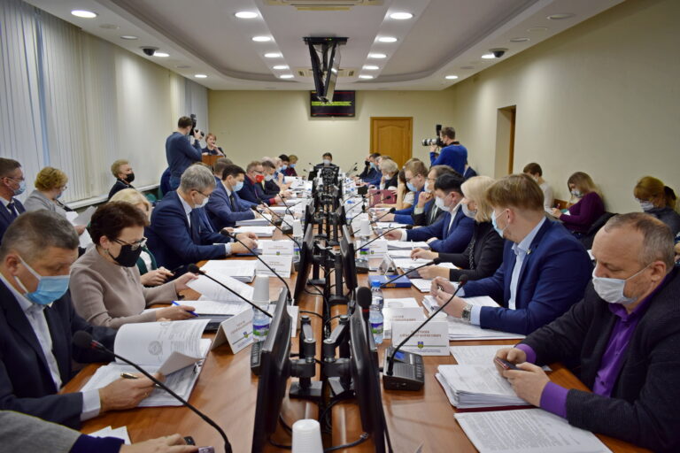 Депутаты Совета Сыктывкара расширили меры социальной поддержки