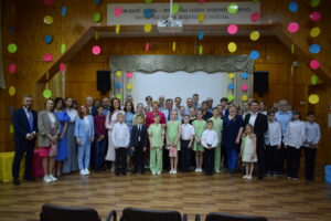 Депутаты Совета Сыктывкара поздравили воспитанников детского дома с окончанием учебного года
