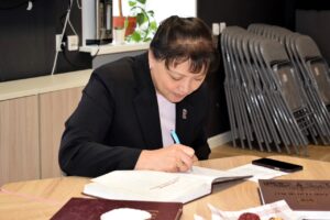 Вторая книга о Сыктывкаре: презентация в библиотеке